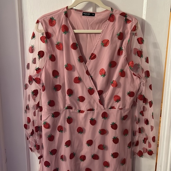 Strawberry V Neck Pink Red Long Sleeve Midi Dress - Picture 2 of 10